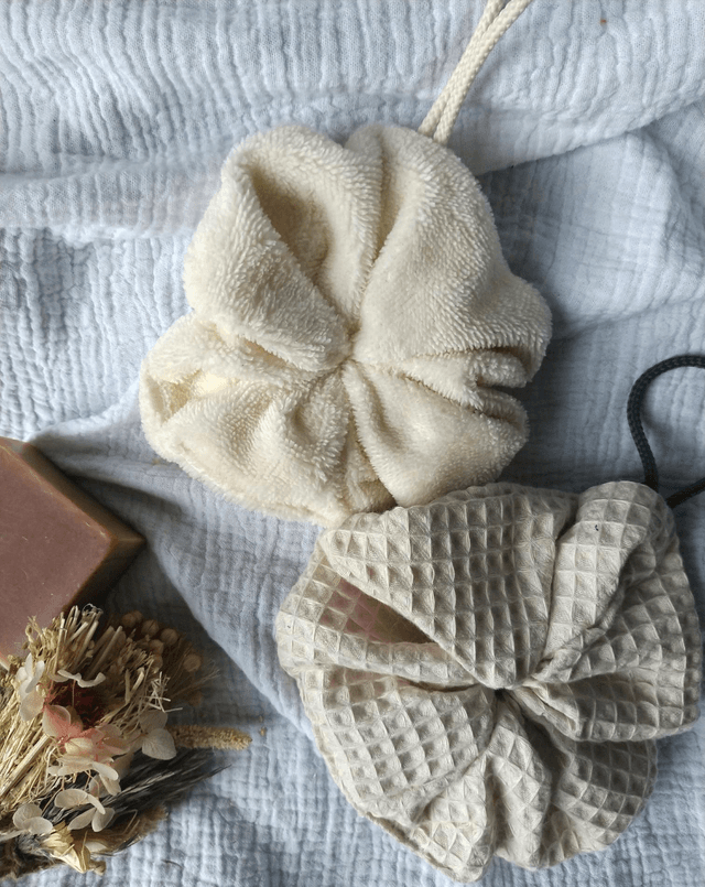Lot de 2 fleurs de douche : La douce et L'exfoliante 