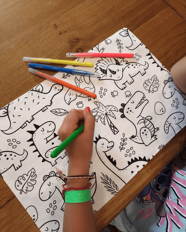 Set de table à colorier lavable  👧👦🖍💦