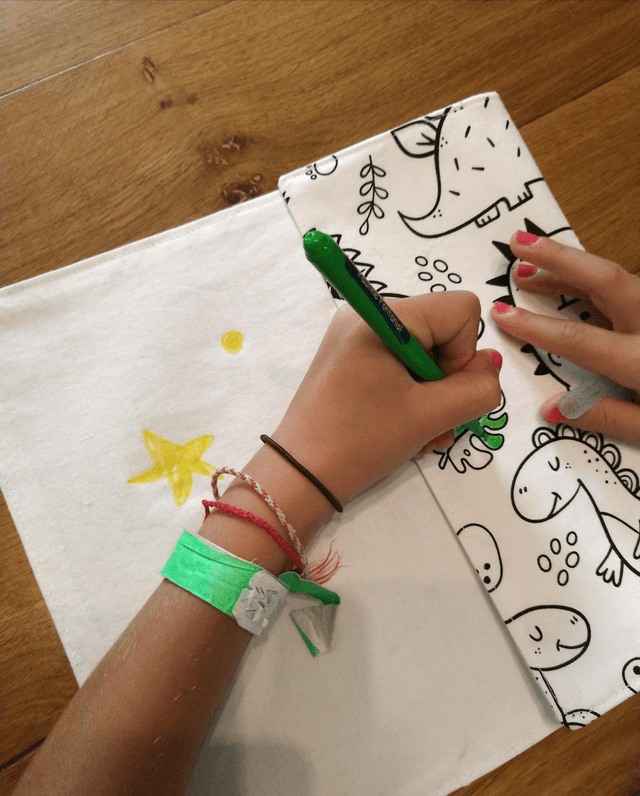 Set de table à colorier lavable  👧👦🖍💦