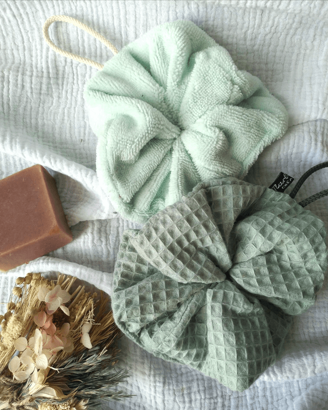 Lot de 2 fleurs de douche : La douce et L'exfoliante 